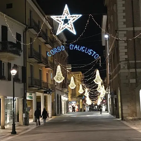 I Propilei Di San Girolamo Couette-café Rimini