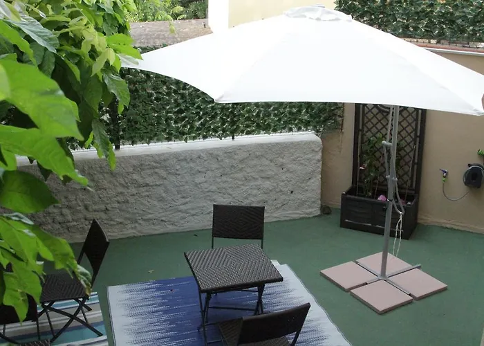 فندق مبيت وإفطار I Propilei Di San Girolamo 3*