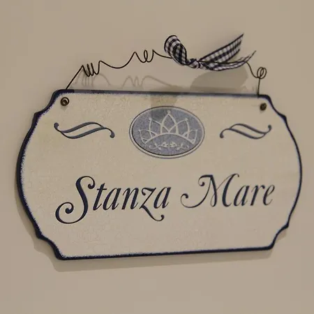 Bed & Breakfast I Propilei Di San Girolamo 3*