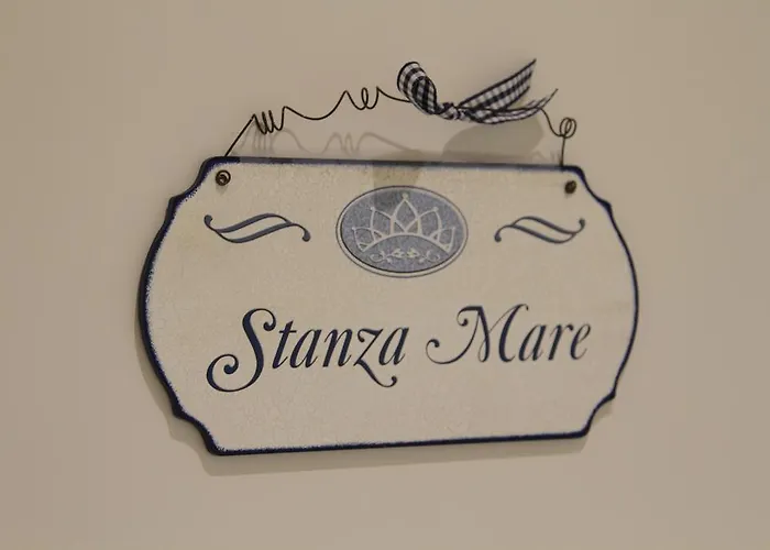 Couette-café I Propilei Di San Girolamo 3*